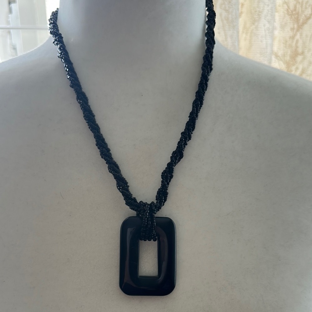 Black Geometric Pendant Necklace with Textured Chain
